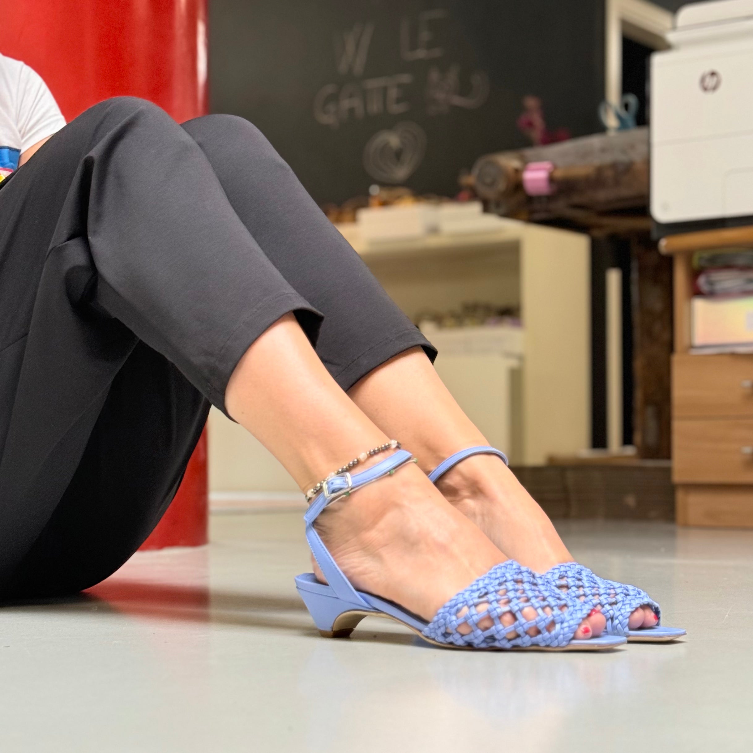 Image of Hook Lavanda sandalo con tamaia intrecciata kitten heel 3.5cm artigianale marchigiana